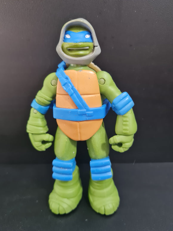 MYSTIC LEONARDO TMNT NICKELODEON 2014 003