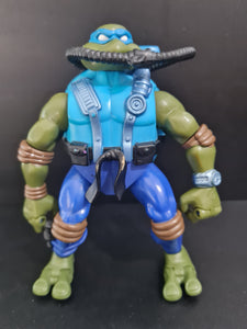 LEONARDO DEEP DIVIN TMNT ANIMATED 2004 001