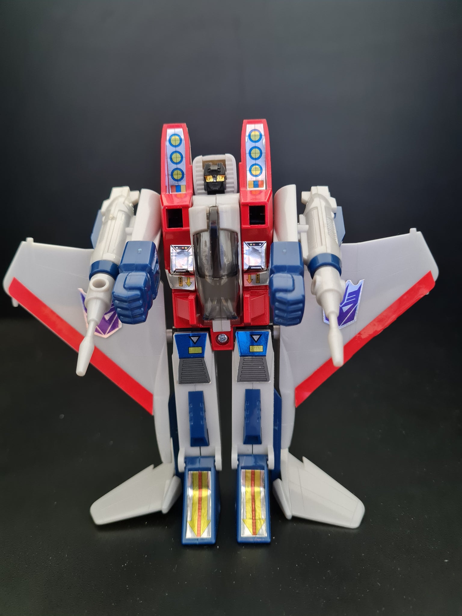 TRANSFORMERS G1 STARSCREAM TAKARA 22 REISSUE 001 – Zukes Pop Culture