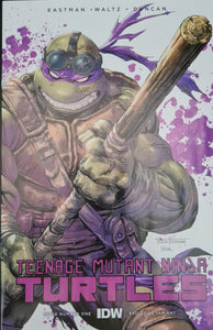 TEENAGE MUTANT NINJA TURTLES #1 TYLER KIRKHAM DONATELLO BATTLE DAMAGED TRADE VARIANT