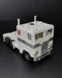 TRANSFORMERS G1 1985 ULTRA MAGNUS WHITE CAB 002